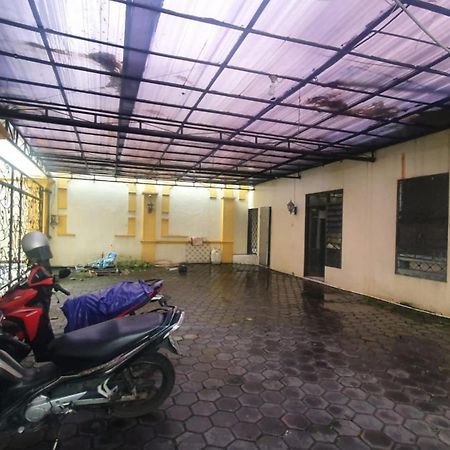 Reddoorz Syariah At Demasto Homestay Jembel Екстериор снимка
